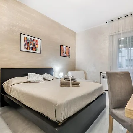 Pensjonat Gold House 2 3*